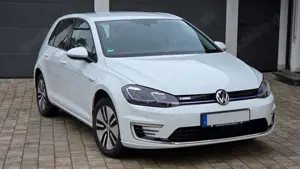 Volkswagen e-Golf 8-fach, Kamera, Navi, Klima