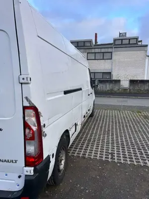 Renault Master Master dCi 150 FAP L3H2 Bild 3