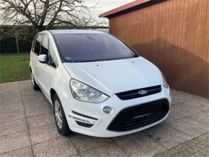 Ford S-Max S-Max Diesel 2.2 TDCi DPF Titanium Bild 3