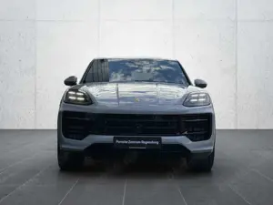 Porsche Cayenne GTS Coupé Burmester Sportsitze AHK Bild 5