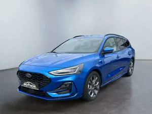 Ford Focus Turnier ST-Line X 1.0 EcoBoost Winterpaket Bild 2