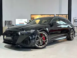 Audi RS6 performance 4.0 TFSI quattro *Keramik,Pano*