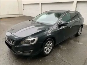 Volvo V60 V60 D2 Geartronic Powershift Momentum