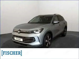 Volkswagen Tiguan 1.5 eTSI DSG Elegance Matrix Navi AHK