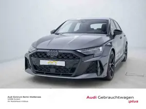 Audi RS3 TFSI QUA 294 kW S-TRO*MATRIX*HUD*