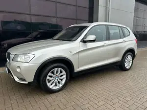 BMW X3 xDrive 20d 2.Hd.|AHK|Kamera|Bi-Xenon