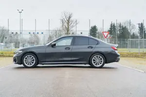 BMW 340 M340i xDrive Limousine Bild 3