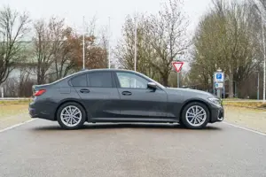 BMW 340 M340i xDrive Limousine Bild 4