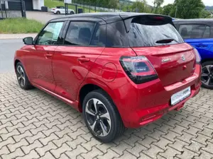 Suzuki Swift 1.2 DUALJET HYBRID Automatik Comfort+ Bild 3