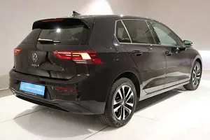 Volkswagen Golf UNITED 1.5 TSI LED NAVI PDC TEMPOMAT ACC FREISP. Bild 3