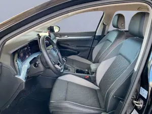 Volkswagen Golf VIII Variant 1.5 TSI GOAL AHK+LED PLUS+NAVI Bild 5