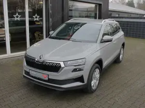 Skoda Karoq Selection 1.5 TSI 110kW/150PS, DSG, AHK, ACC