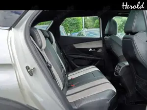 Peugeot 3008 Hybrid4 300 GT*AHK,Easy.Pak.el.Heckklappe* Bild 5