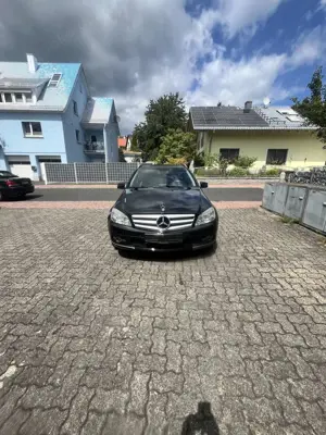 Mercedes-Benz C 200 T CGI Automatik BlueEFFICIENCY Avantgarde