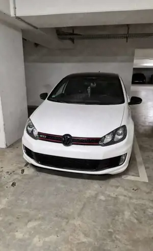 Volkswagen Golf GTI VW Golf VI 6 2.0 DSG Edition 35 HG Motorsport Bild 3