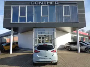 Mazda 2 1.5L 90PS HOMURA Automatik Bild 2