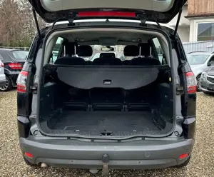 Ford S-Max 2.0 Titanium SHZ PDC AHK Xenon Automatik Navi Bild 5