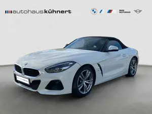 BMW Z4 sDrive20i 6-Gang SpurAss HUD HiFi Navi KeyLess