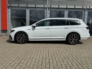 Volkswagen Passat Variant Elegance 2,0 TDI DSG R-LINE, TOTW Klima Navi Bild 3