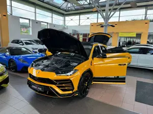 Lamborghini Urus Carbon Q-Citura Pano BO HUD Ambiente 23" Bild 3