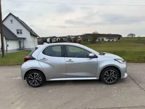 Toyota Yaris Hybrid Team Deutschland/ Rentner Fahzeug Bild 4