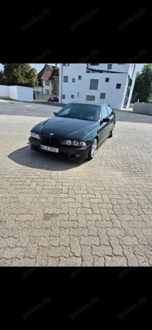 BMW 520 520i