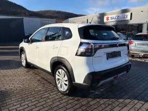 Suzuki SX4 S-Cross 1.4 Boosterjet MH Edition 4x2 129PS Bild 3