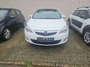 Opel Astra Astra Fließheck Diesel  5-Türer 1.7 CDTI DPF