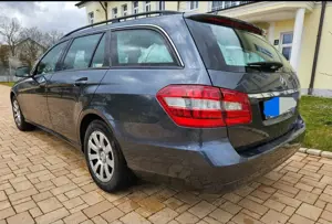 Mercedes-Benz E 220 Bild 5