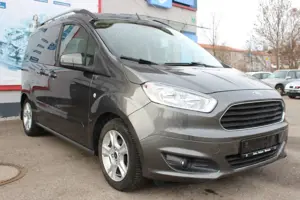 Ford Tourneo Courier Titanium