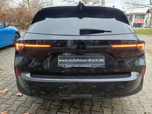 Opel Astra Sports Tourer 1.2 Turbo GS Bild 4