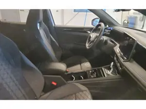 Volkswagen Tiguan 1.5 eTSI DSG R-Line Navi Sprachassistent Bild 3