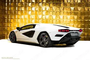 Lamborghini Countach LPI 800-4 + LIMITED TO 112 PIECES + Bild 5