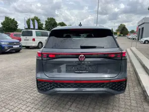 Volkswagen Tayron R-Line TDI 4MOT 193 PS DSG AHZV+Matrix Bild 5