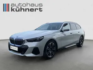 BMW 520 d Touring ///M-Sport StHzg ACC AHK HUD Sitzklima