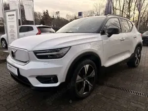 Volvo XC40 P8 AWD Recharge RDesign LED, Winterkompletträder