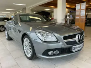 Mercedes-Benz SLK 200 BlueEffi.*Airscarf*Klima*SHZ*PTC*Navi Bild 2