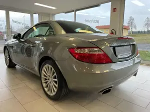 Mercedes-Benz SLK 200 BlueEffi.*Airscarf*Klima*SHZ*PTC*Navi Bild 5