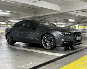 Audi A5 3.0 TDI DPF (clean diesel) quattro S tronic
