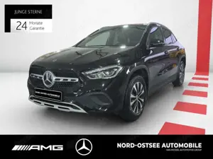 Mercedes-Benz GLA 180 d STYLE AHK LED KAMERA SHZ PDC NAVI