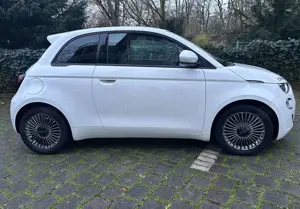 Fiat 500e Elektro 500e Icon, 118 PS Bild 4