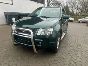 Suzuki Grand Vitara 1.6 Club 3-trg./Tüv Neu/Klima /AHK /Top Zustand