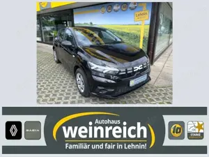 Dacia Sandero mit Klima, DAB  Bluetooth Klima Einparkhilfe