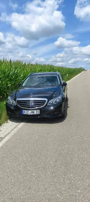 Mercedes-Benz 220 Mercedes E220 Bild 3