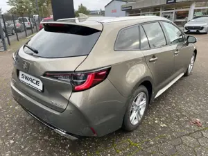 Suzuki Swace 1.8 Hybrid Comfort+ CVT Automatik Bild 3