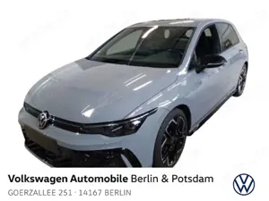 Volkswagen Golf VIII 1.5 eTSI DSG R-Line R-Kam LED SHZ