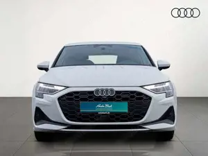 Audi A3 35TFSI Stronic 360° LED NAVI BUSINE Bild 3