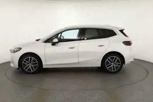 BMW 218 218i Active Tourer LED Navi Kamera Sitzheizung