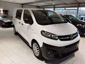 Opel Vivaro Doppelkabine Bus vom Opel Spezialisten