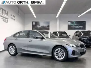 BMW 318 i AUT. *LCI* WIDESCREEN HUD KAMERA SHZ DR.ASS Bild 3